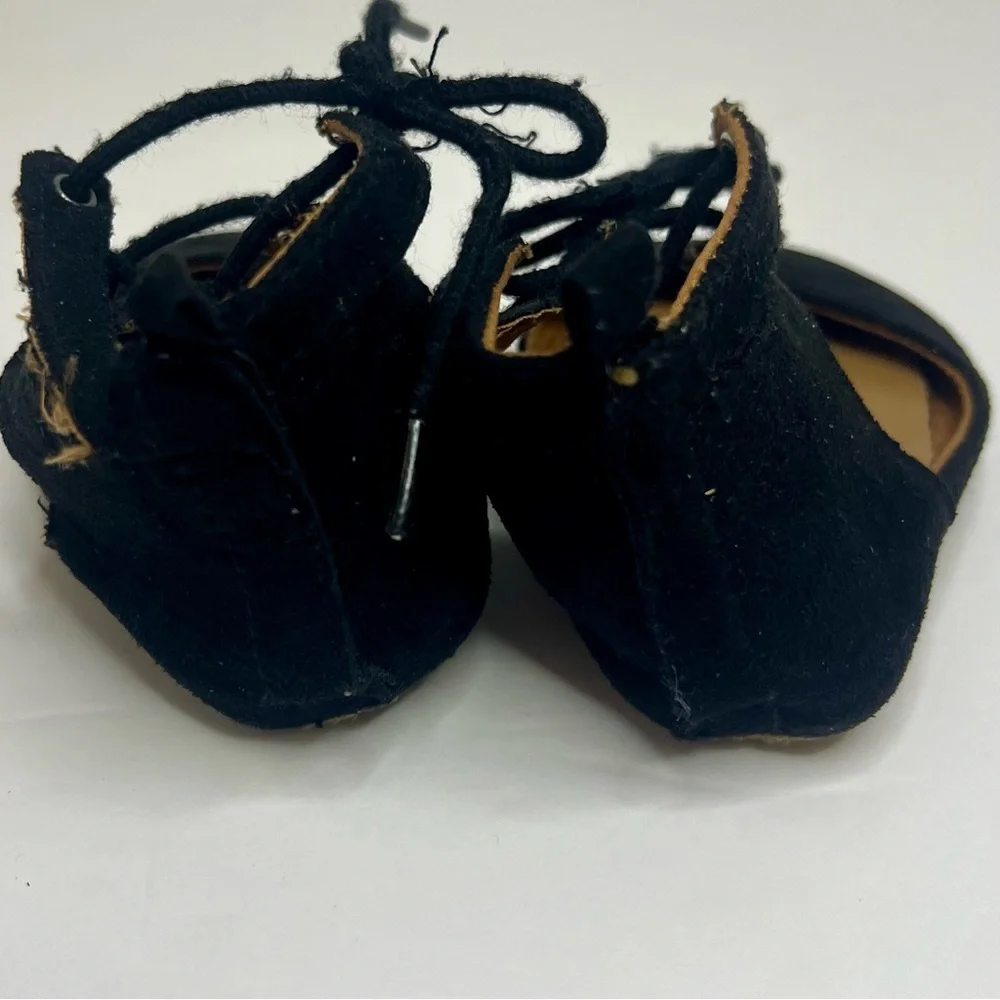 Old Navy Black Suede Lace-Up Shoes Size 18-24 Months Baby Toddler Soft Dressy